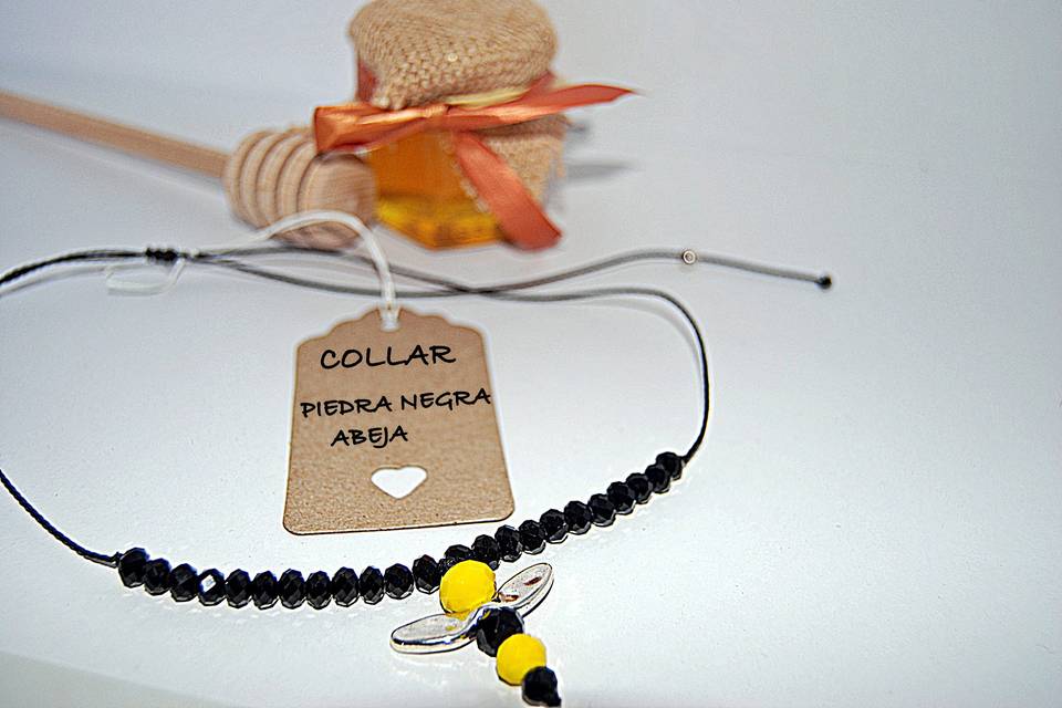 Collar abeja negro