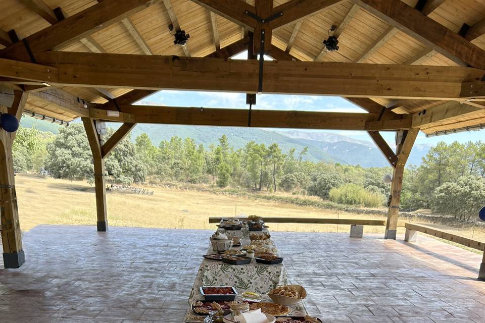 Aperitivo en la pérgola