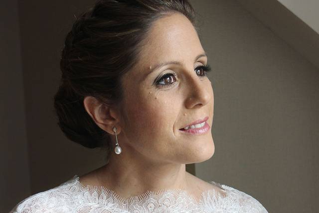 Verónica Calderón - peluquería y maquillaje a domicilio - bodas - fotografía