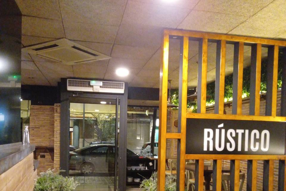 Rústico Restaurante