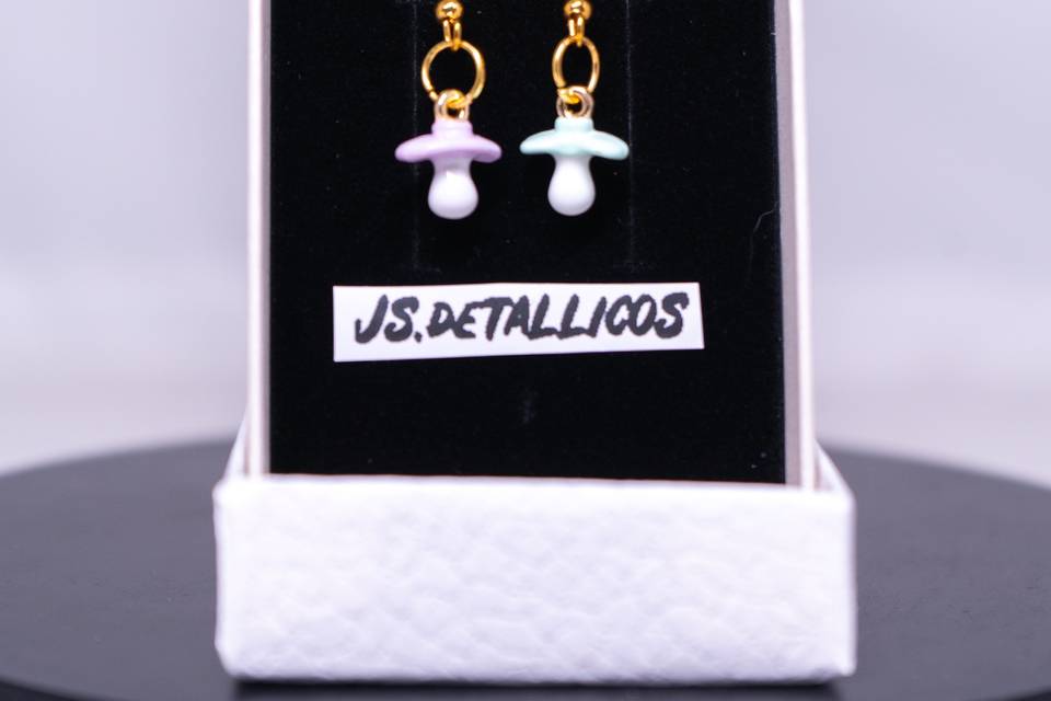 Pendientes chupete