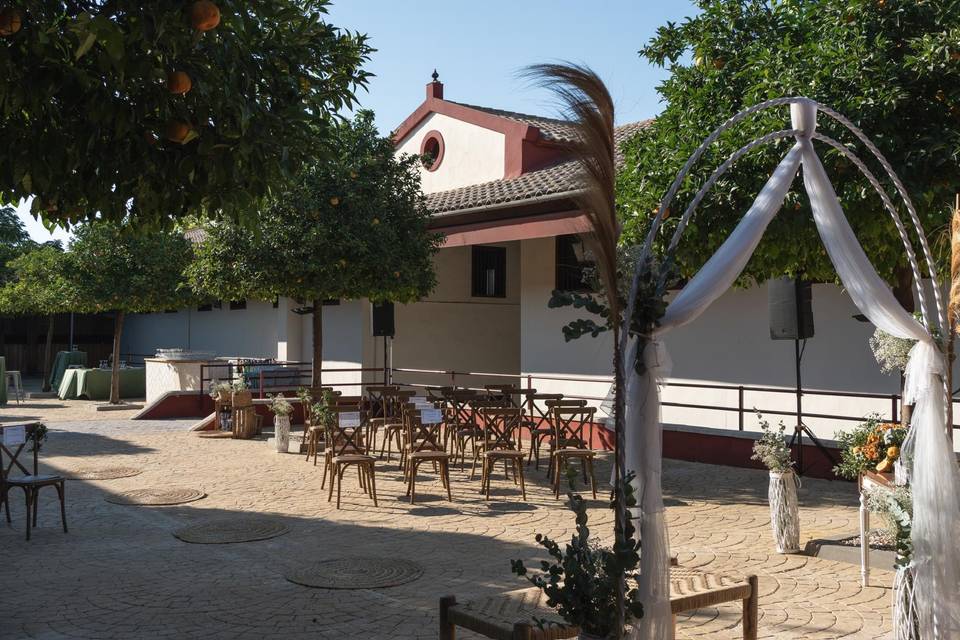 Ceremonia Civil patio naranjos