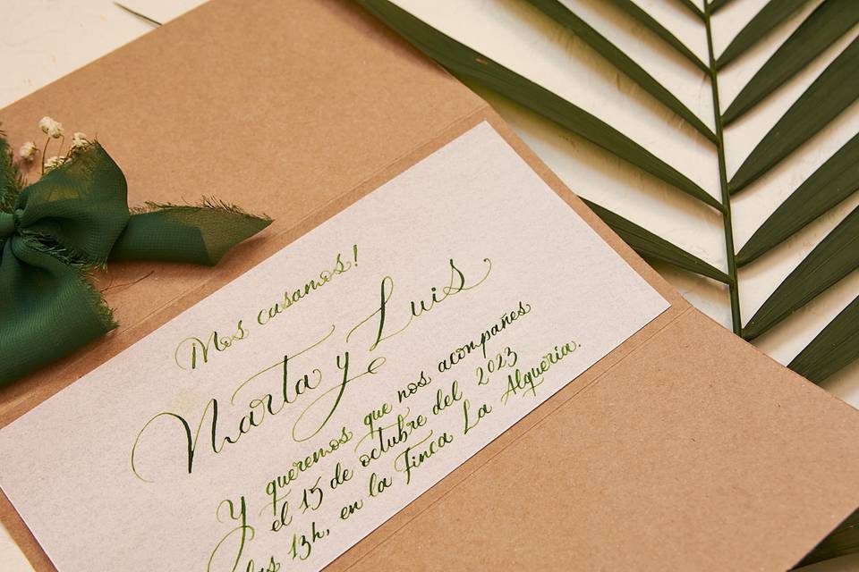 Invitación de boda artesanal