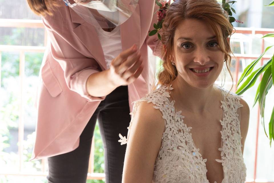 Maquillaje y peinado de novia