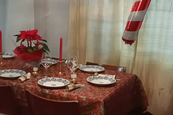 Decoración de mesa navideña