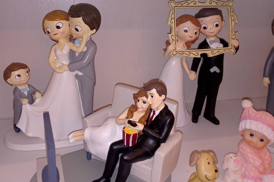 Figuras de boda y sus mascotas