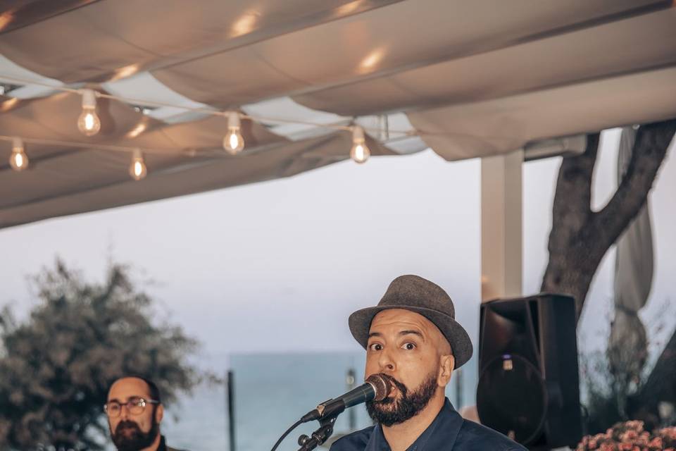 Dani, Cantante