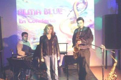 Alma Blue, música amenización