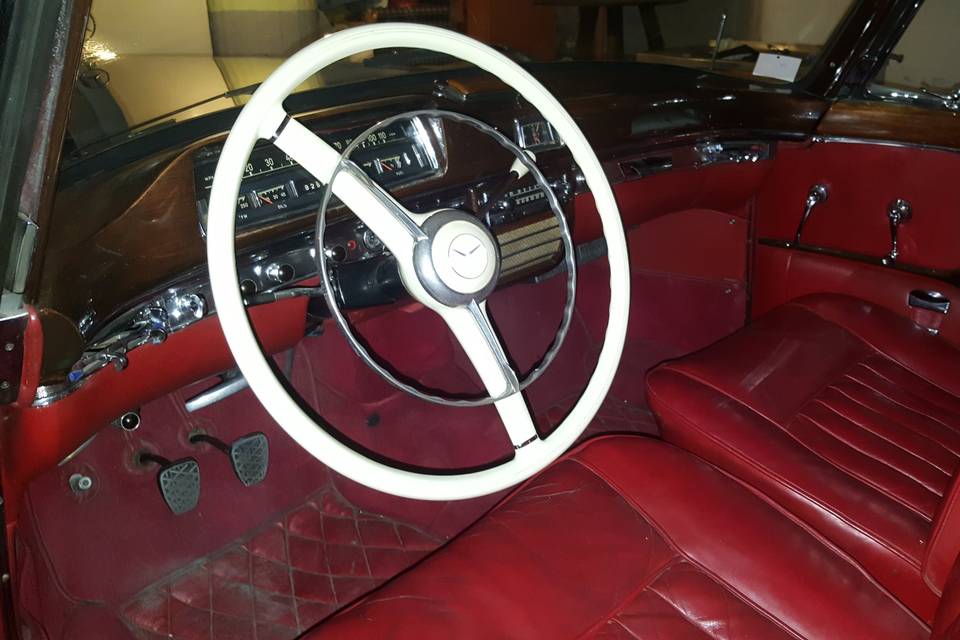 Mercedes 220s