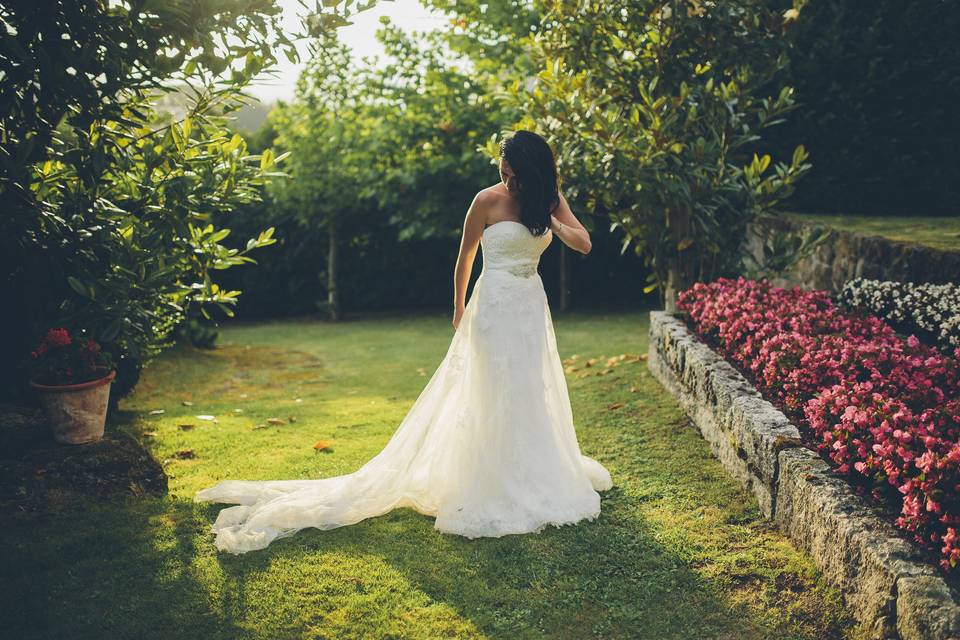 Novia en el jardín