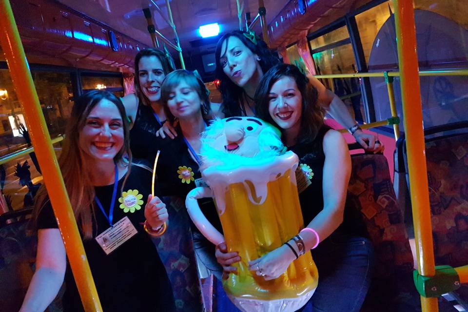 Chicas en partybus