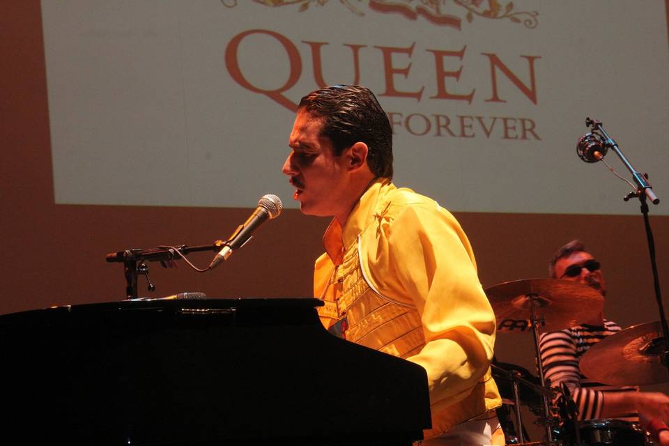 Tributo a Queen en Granada