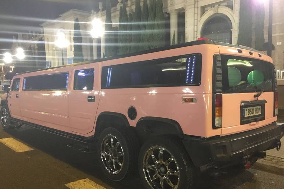 Limusina Hummer rosa