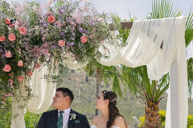 SARA Y JUAN