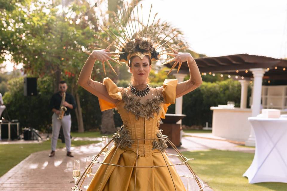 Dama De Cava