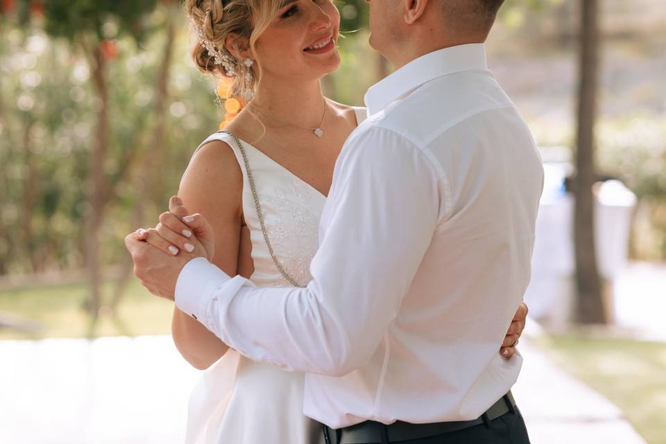 Pareja en jardin