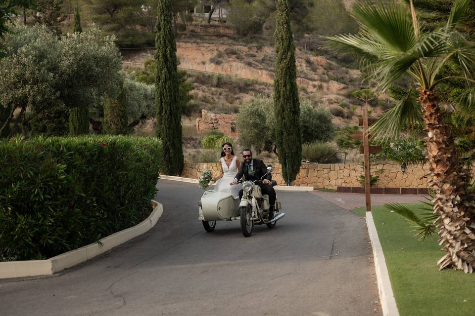 ARRIVAL COUPLE TO LA PLANTACIO