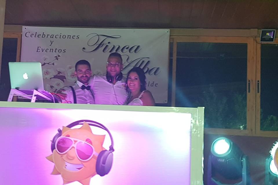 SM Canarias Dj, sonido e iluminación