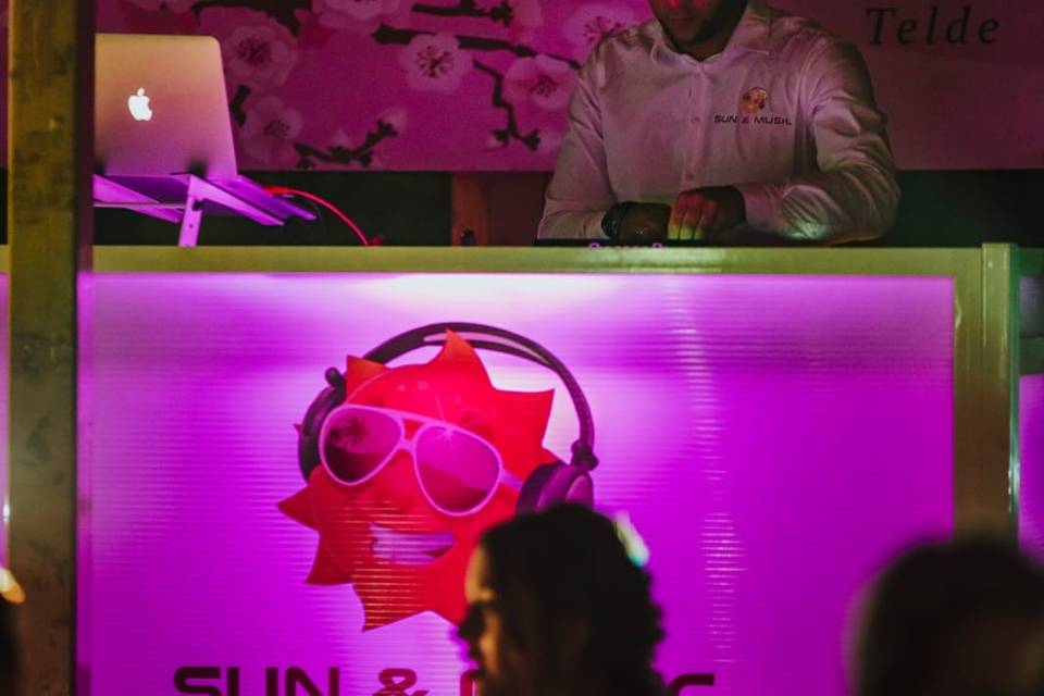 SM Canarias Dj, Sonido e Iluminación