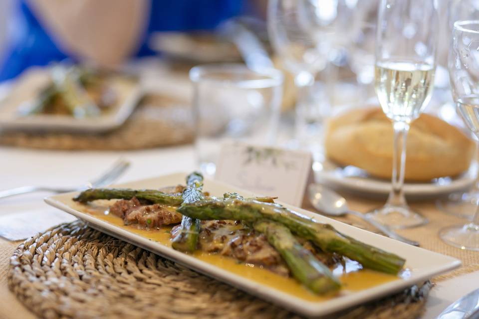 Magret d'ànec, salsa de cava