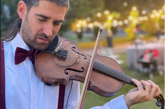 Roger violinista