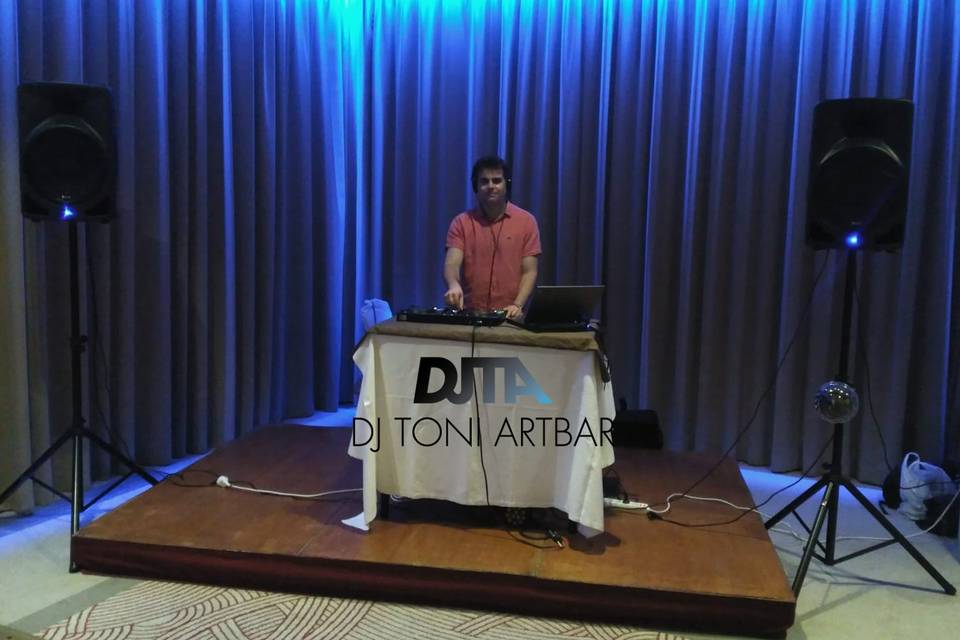 Dj Toni Artbar