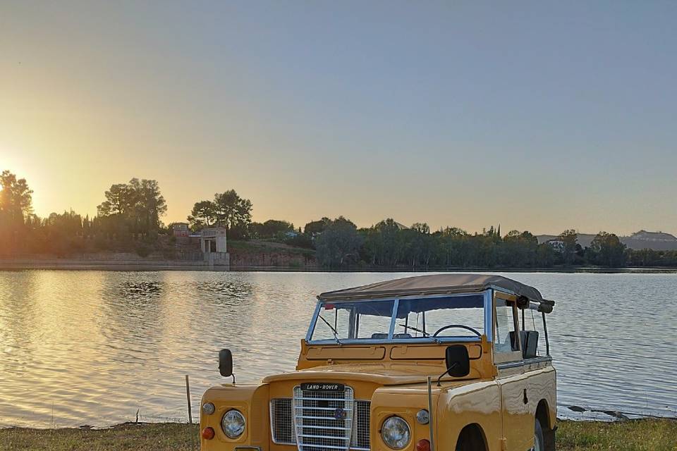 Land Rover Santana 88