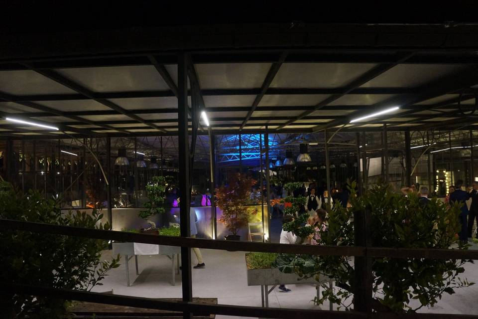 Zona de terraza de noche