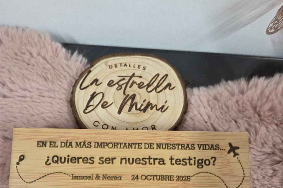 Bolígrafos y cajas
