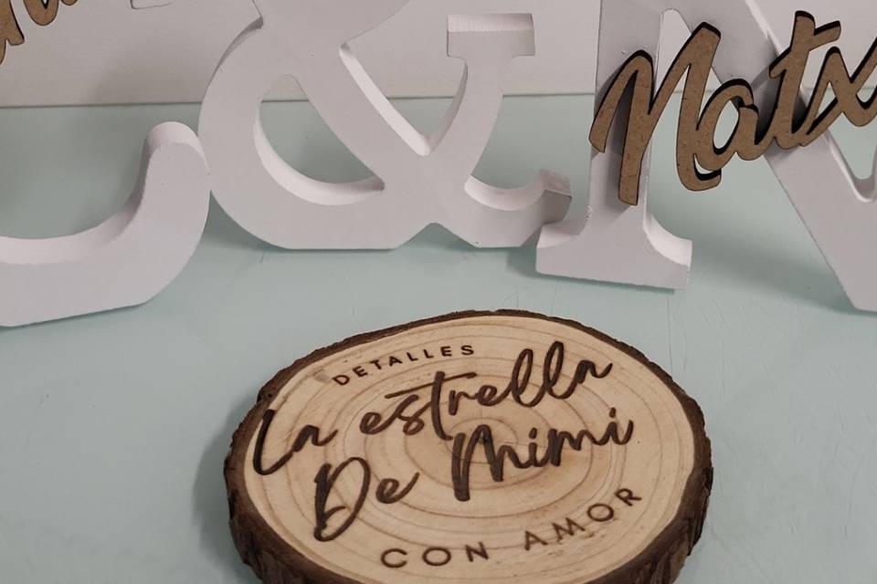 Iniciales madera