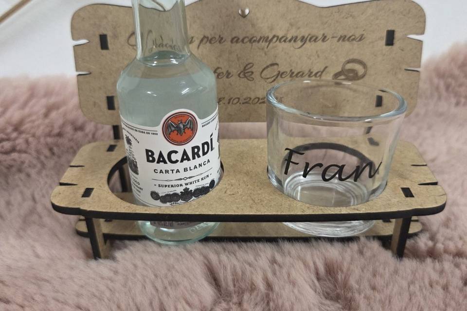 Banco chupito y licor