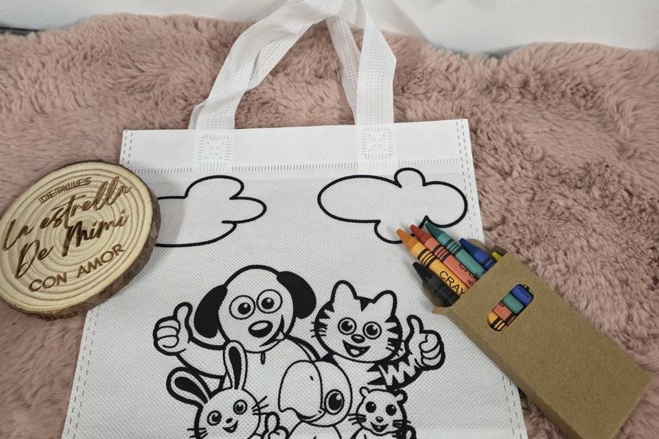Bolsa y colores niño