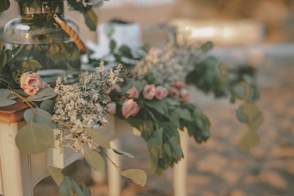 Detalle de ceremonia en la playa