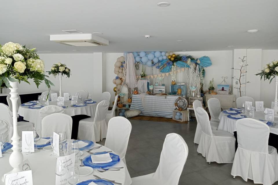 Salón Cabogata Jardín****