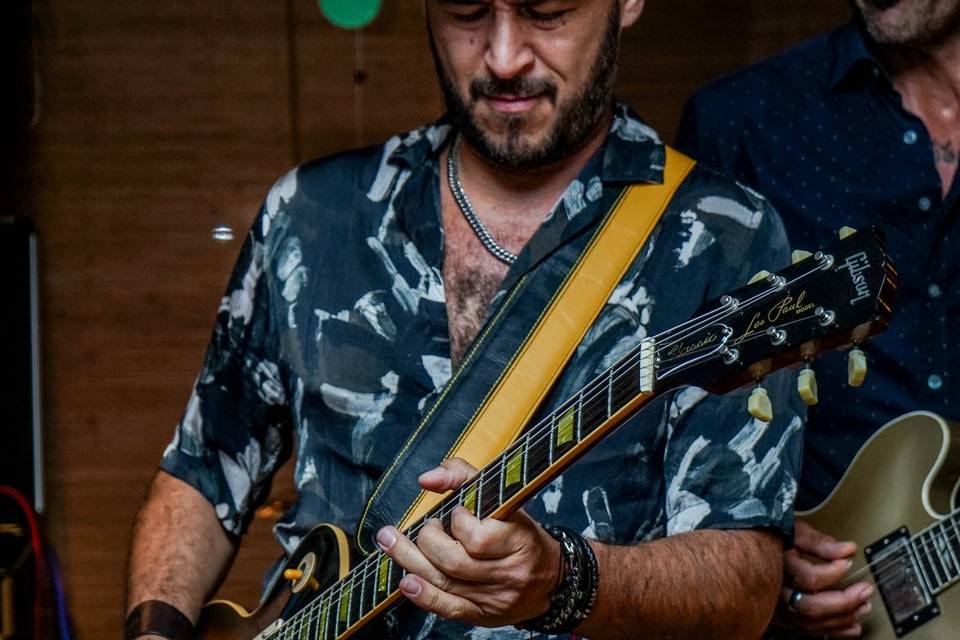 Guitar Live