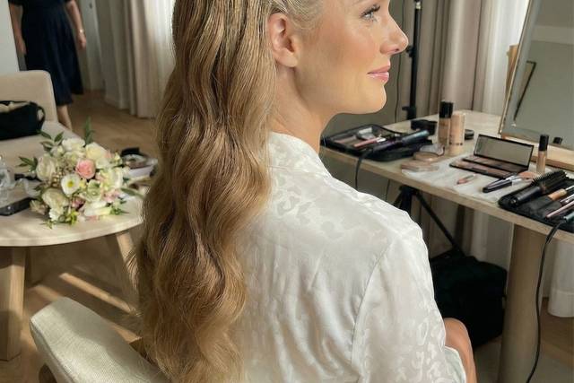 Maquillaje y Recogido