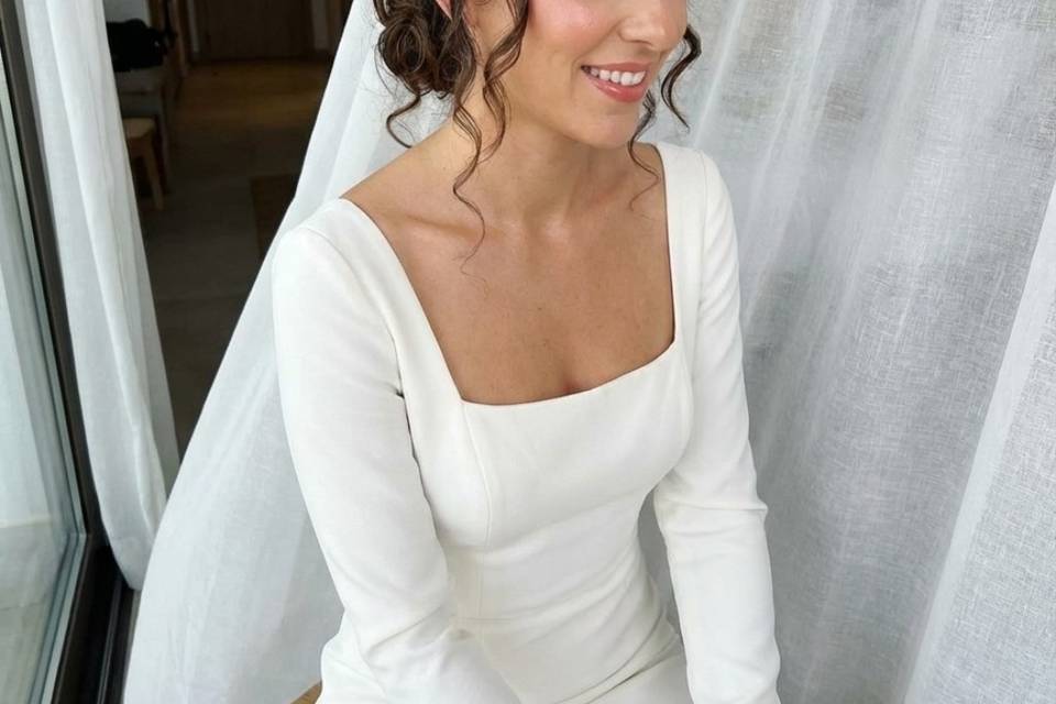 Maquillaje y Recogido