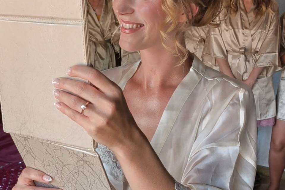 Maquillaje y recogido