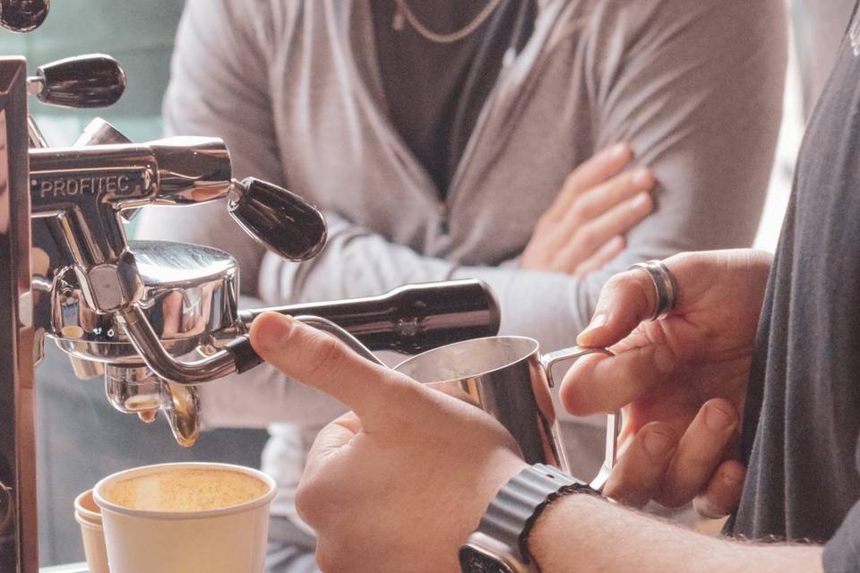 Facing café