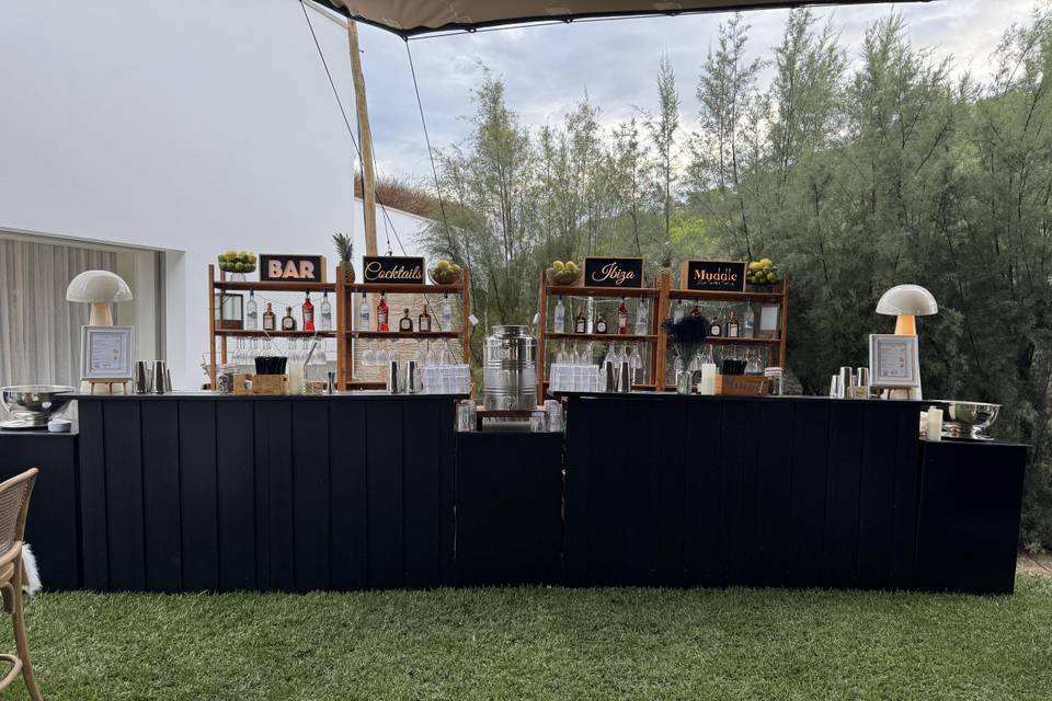 Our Double Fulñl Black Bar
