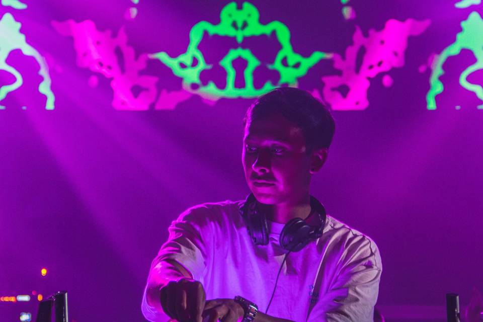 Djs variados y diversos estilo