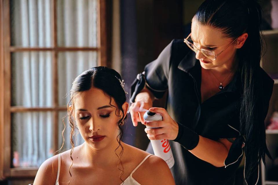 Pavlova Makeup Studio