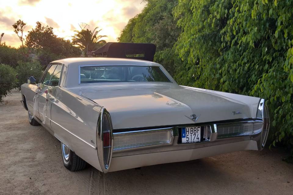 Cadillac de Villa del año 1966