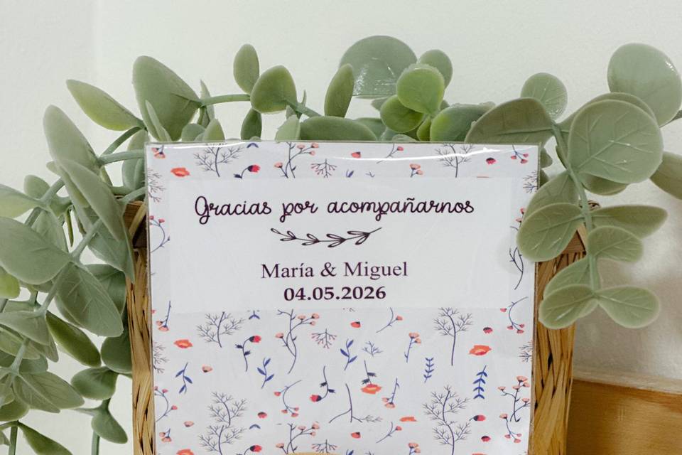 Abridor madera personalizado