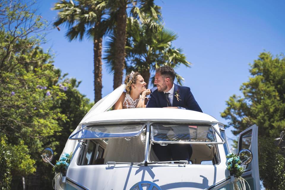 Novios caravana