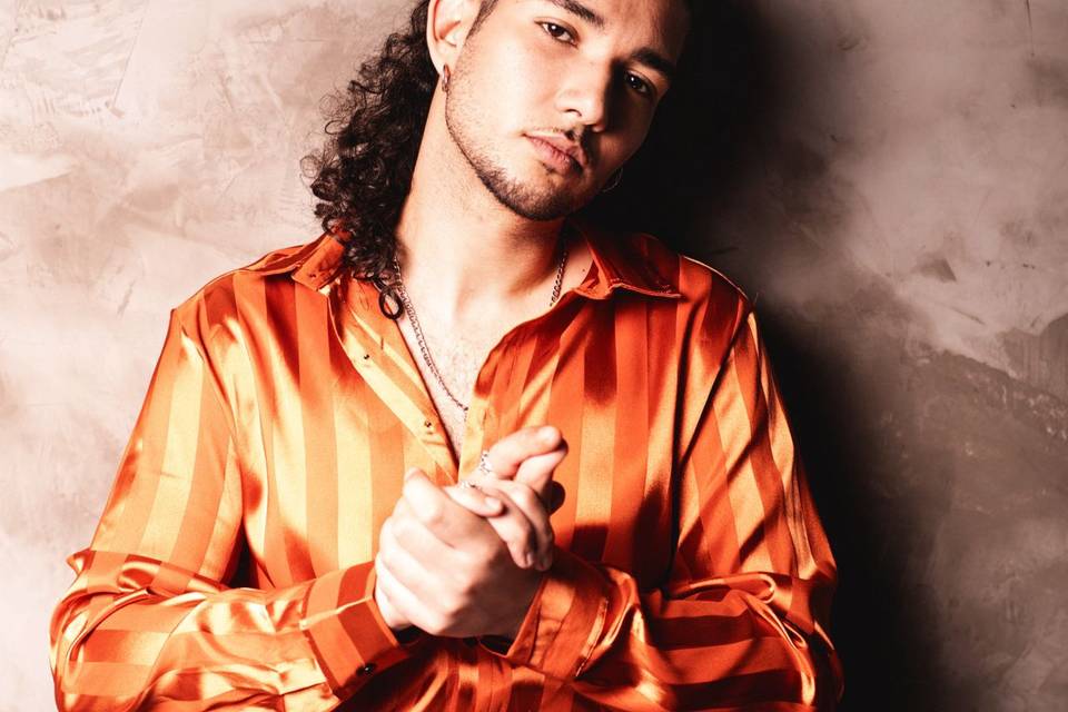 Omar cantante y voz