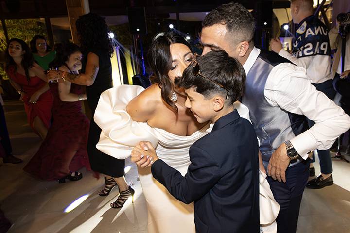 Familia