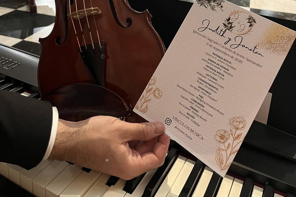 Violín en ceremonia religiosa
