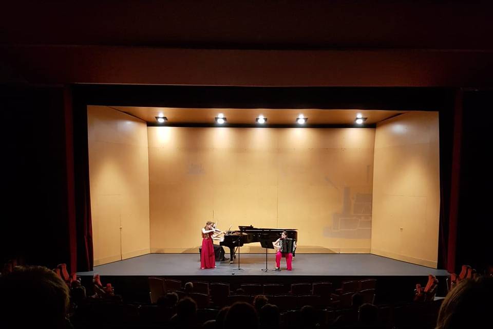 Concierto Trío Hondales