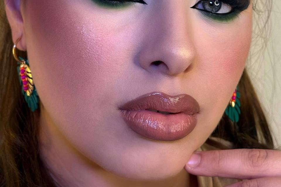 Katherine Mena